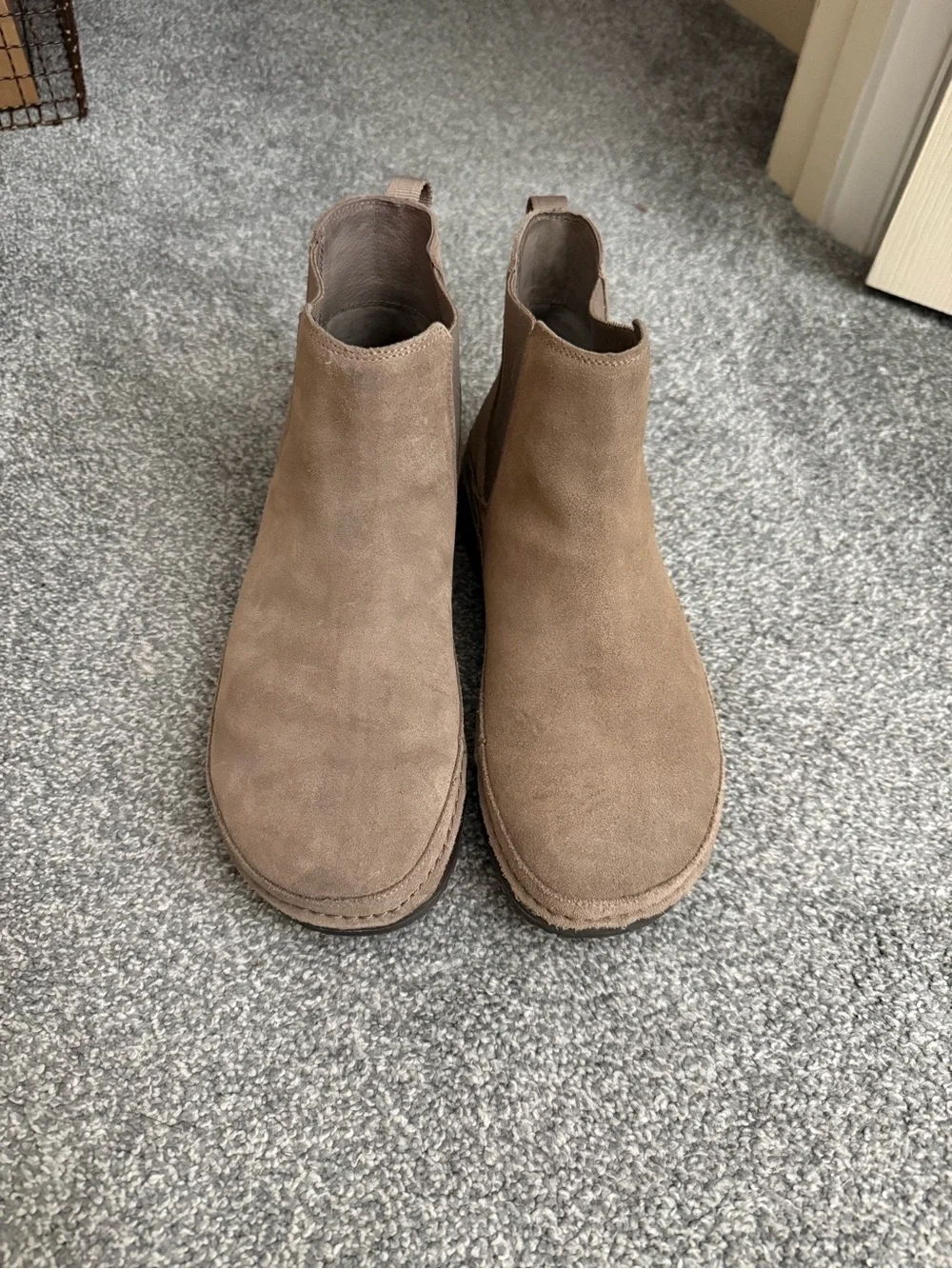 Women’s Suede  Boots - Taupe Brown